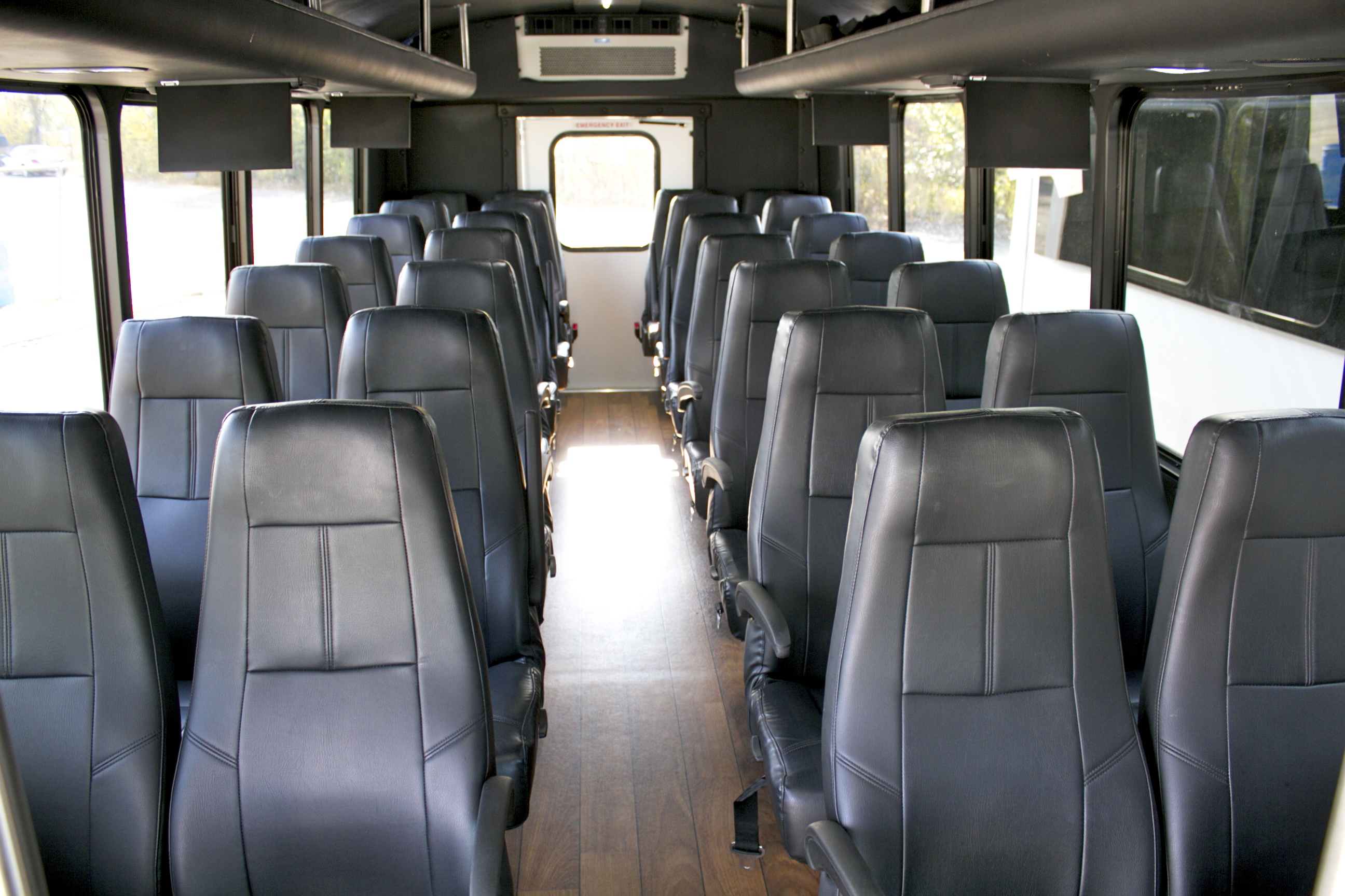 Washington Deluxe Bus